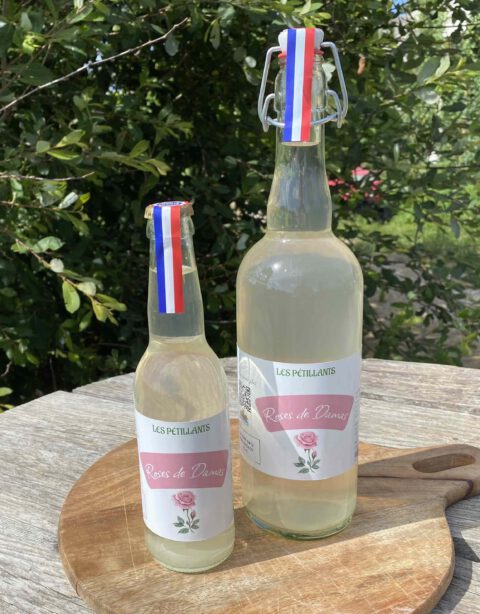 boisson petillant de rose de madas cocktail sans alcool avec limonade gazeuze naturelle soda maison fermente ferme sinsac